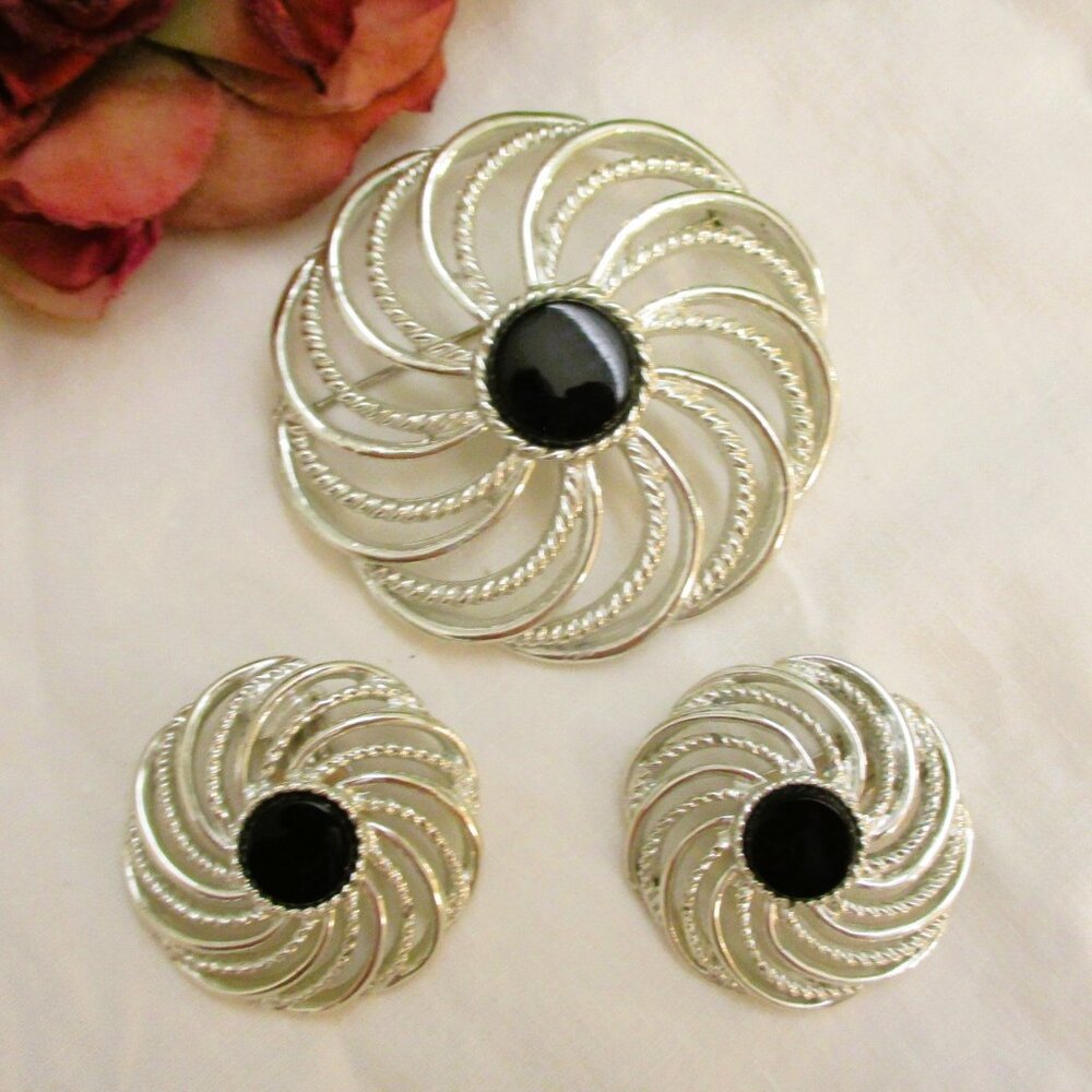 Vintage SARAH COVENTRY Mystic Swirl Jewelry Set: Black Glass Rhodium Plate